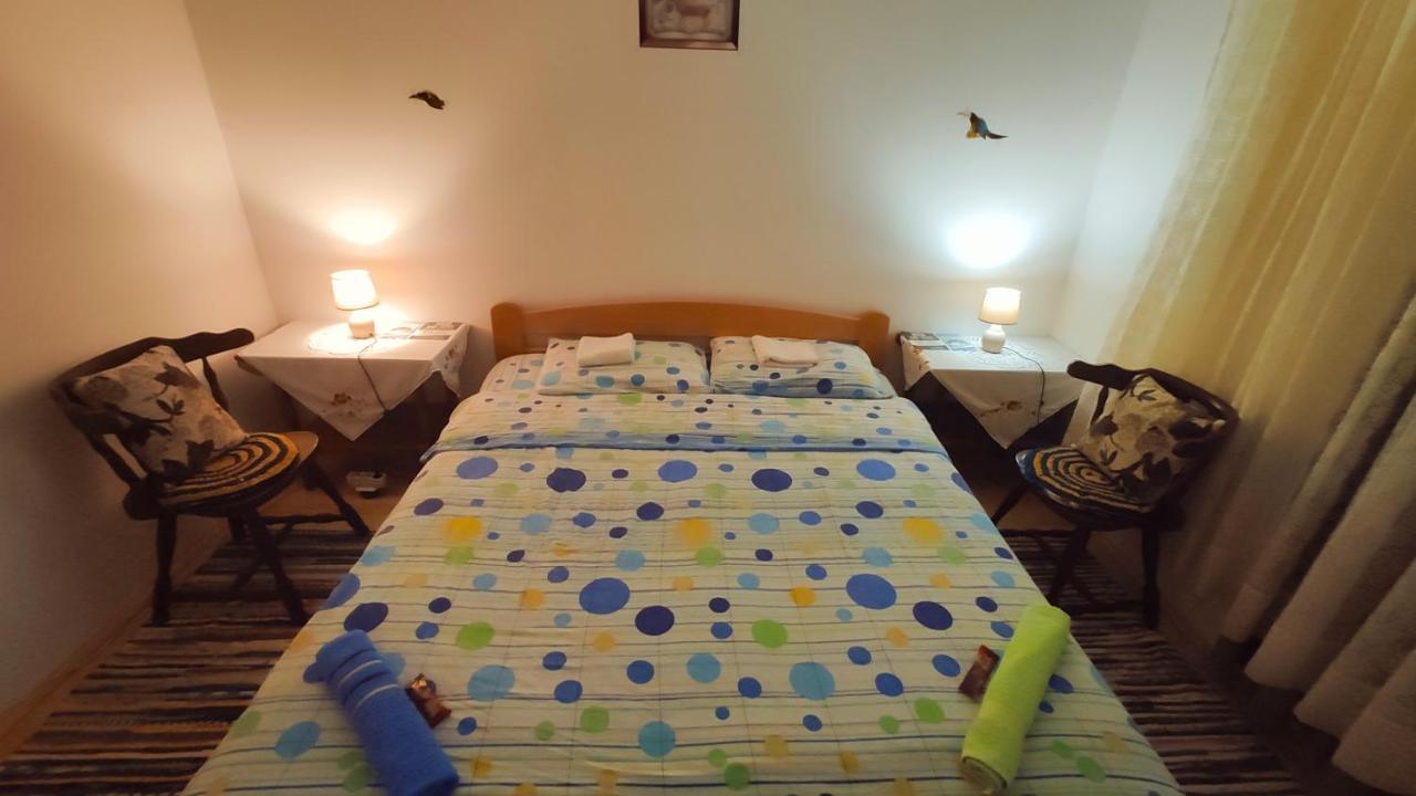 منزل الضيف بلوزين  في Privatni Smjestaj "Mratinje" المظهر الخارجي الصورة